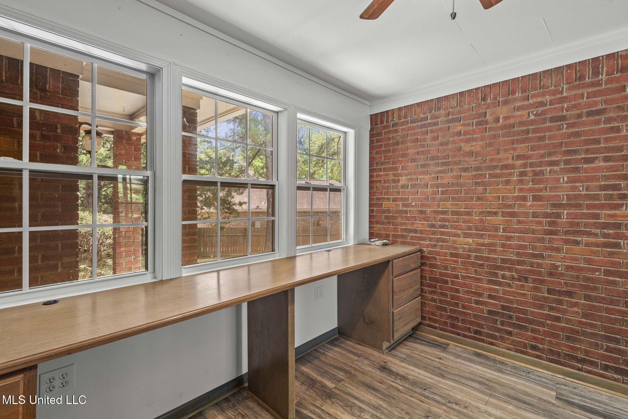 103 Burnt Leaf Way, Clinton