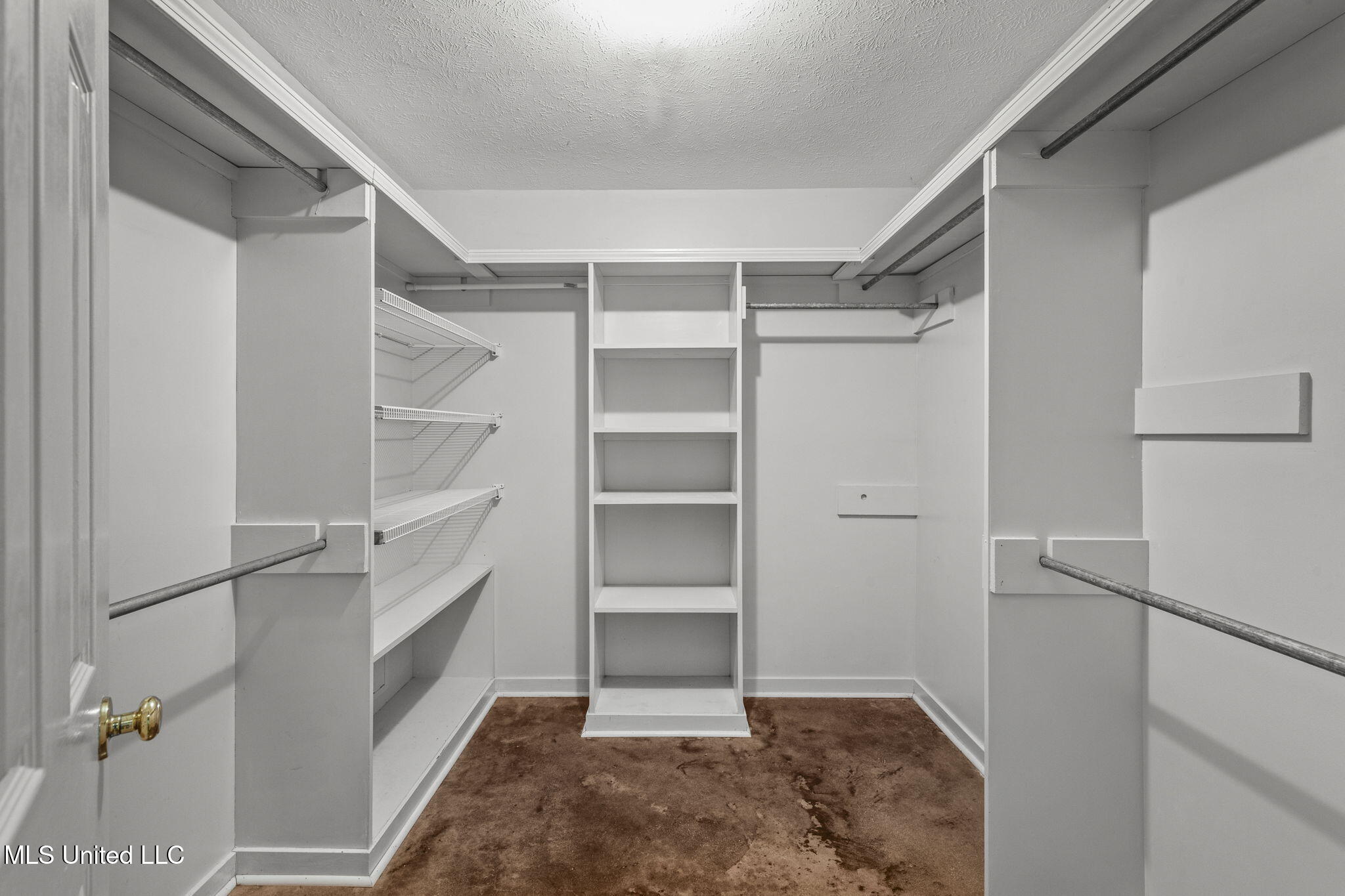 103 Burnt Leaf Way, Clinton