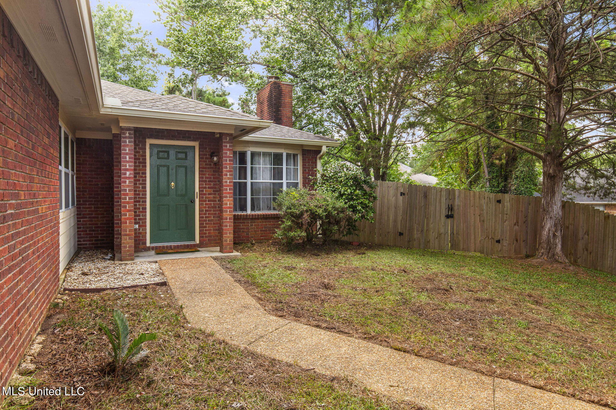 103 Burnt Leaf Way, Clinton