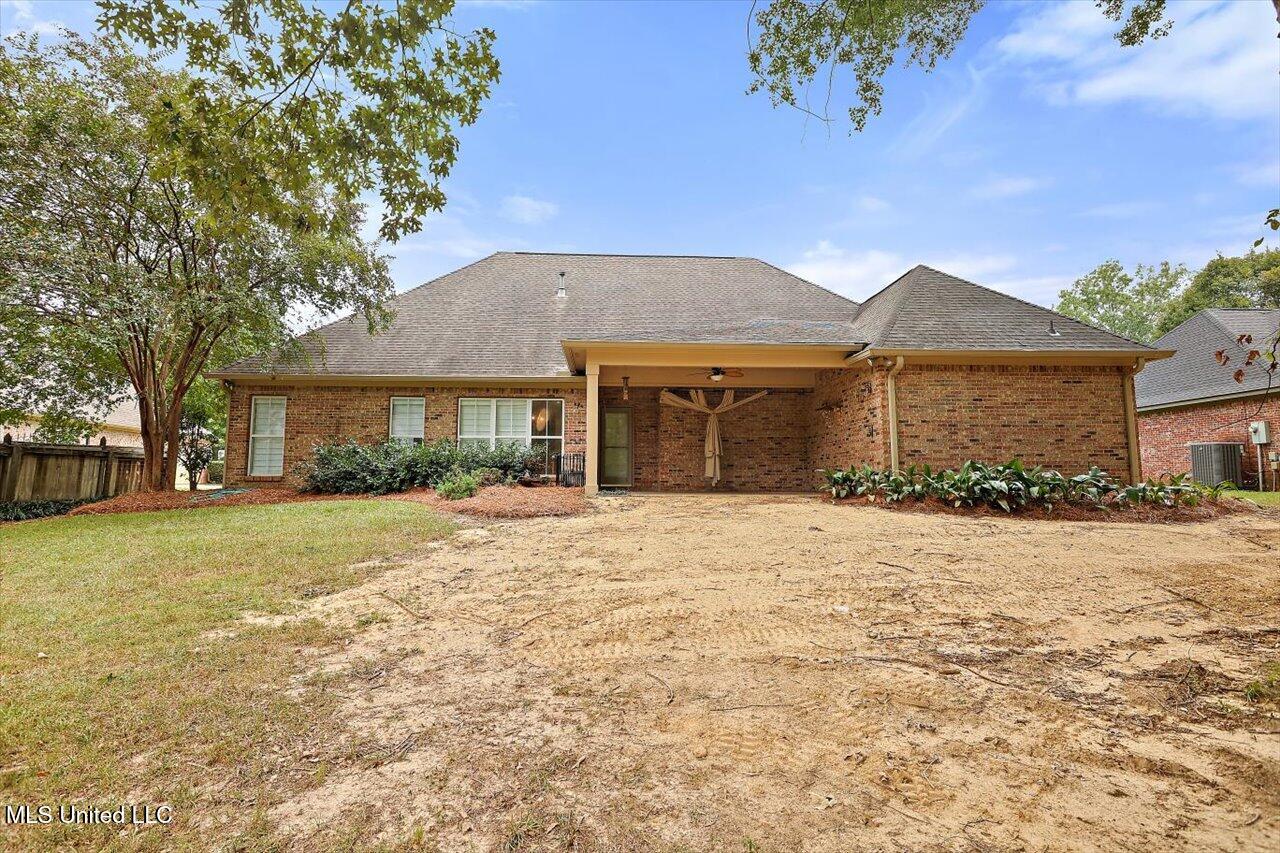 105 Thornwood Drive
