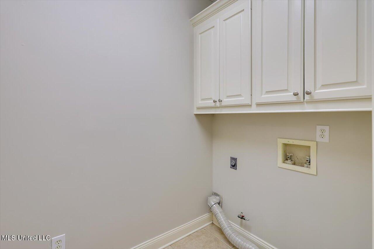 105 Thornwood Drive
