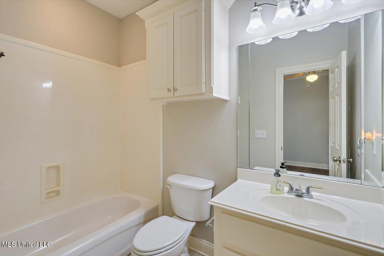 105 Thornwood Drive
