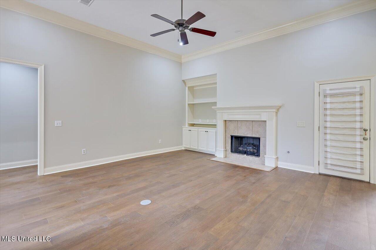 105 Thornwood Drive