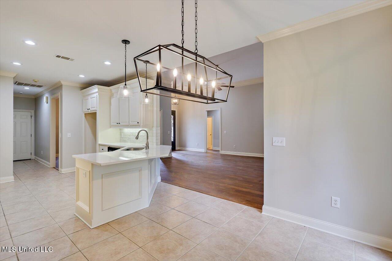 105 Thornwood Drive
