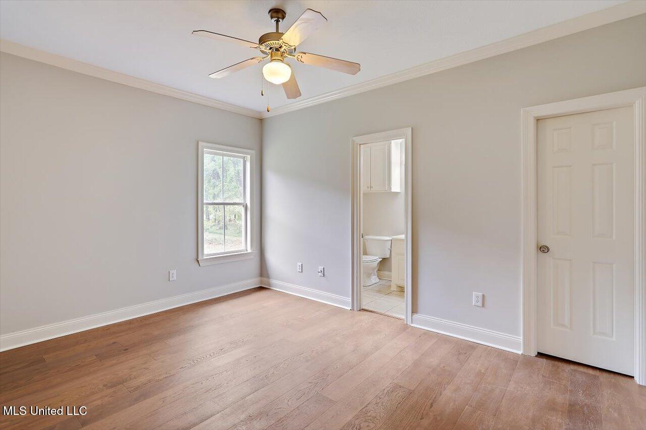 105 Thornwood Drive