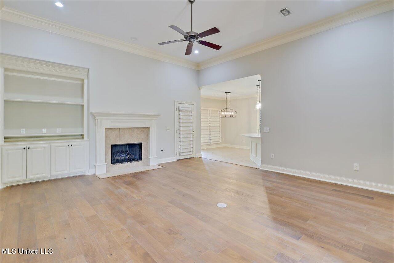 105 Thornwood Drive