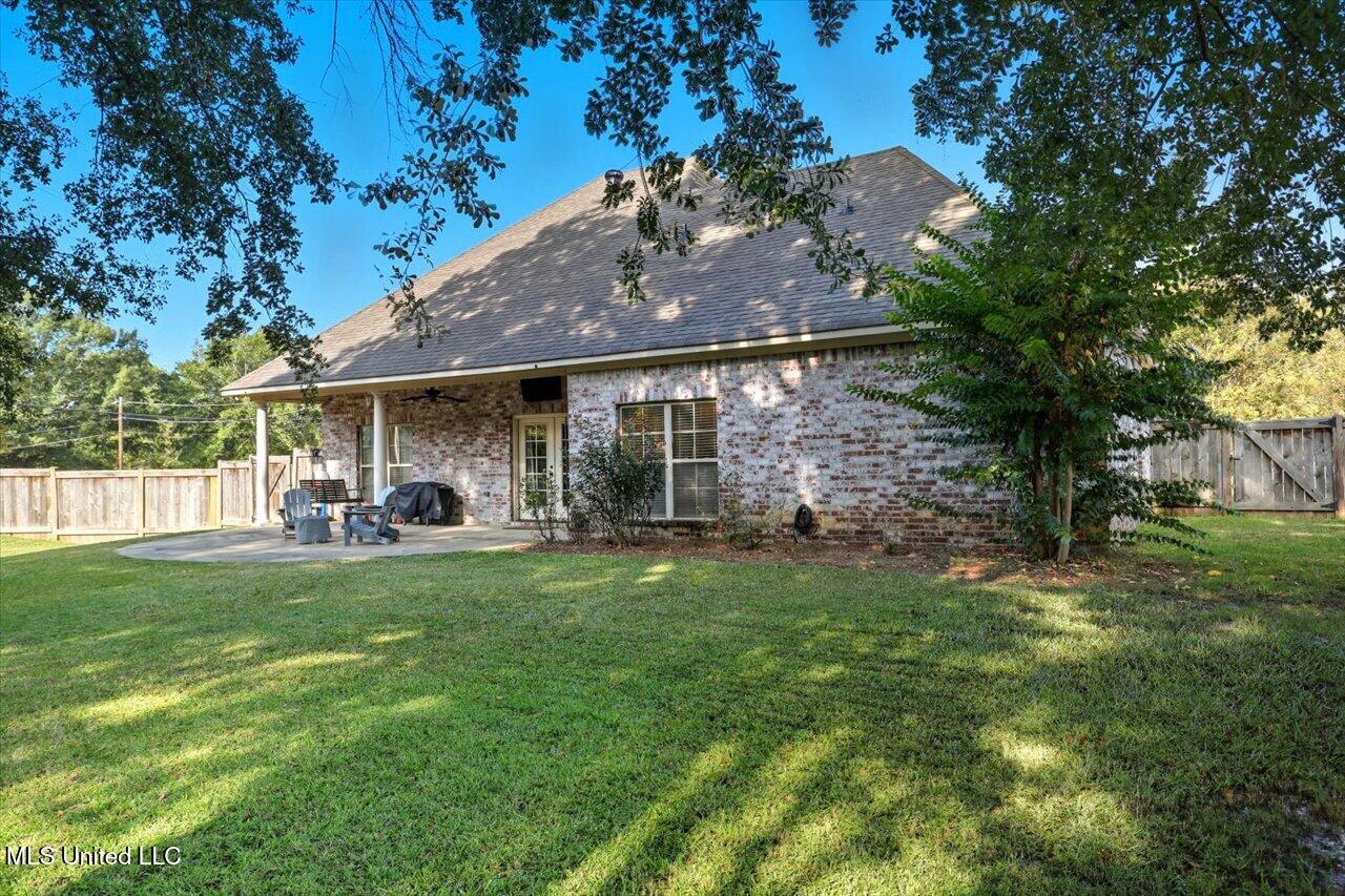1128 Windrose Circle