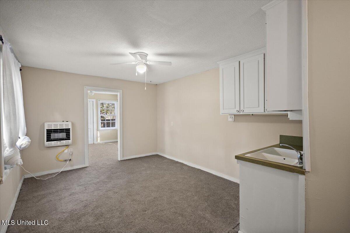 809 Oakwood Drive