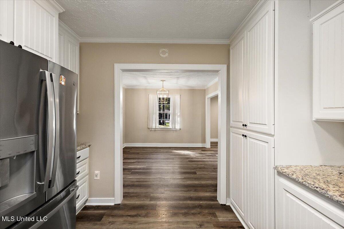 809 Oakwood Drive