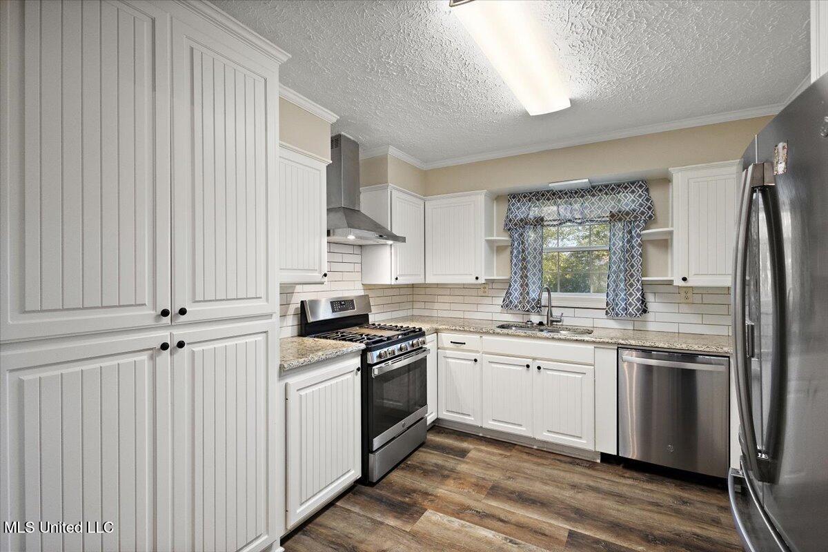 809 Oakwood Drive