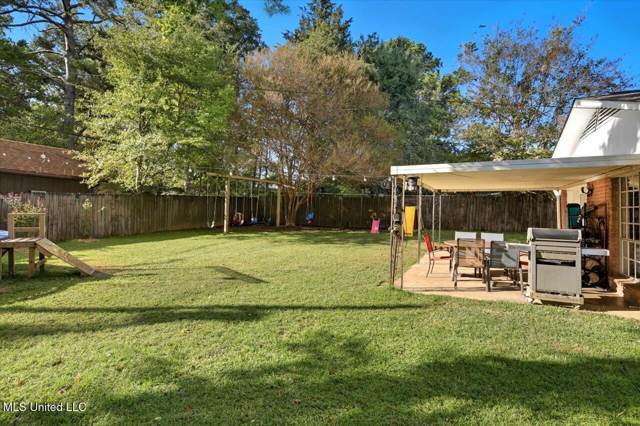 718 Tanglewood Drive