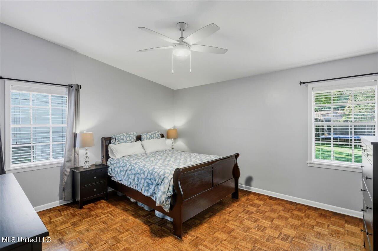 718 Tanglewood Drive