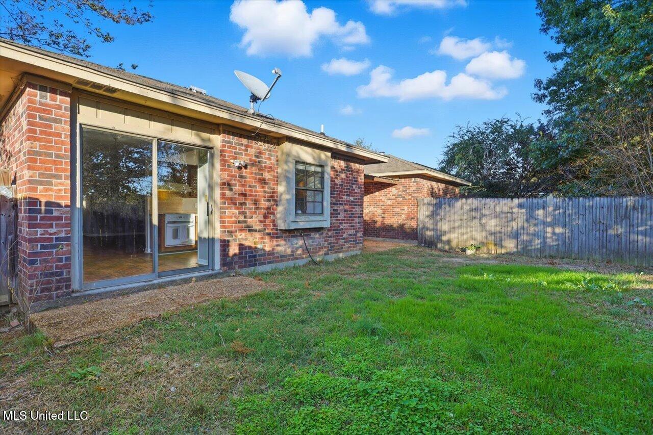 310 Avondale Drive, A, Clinton