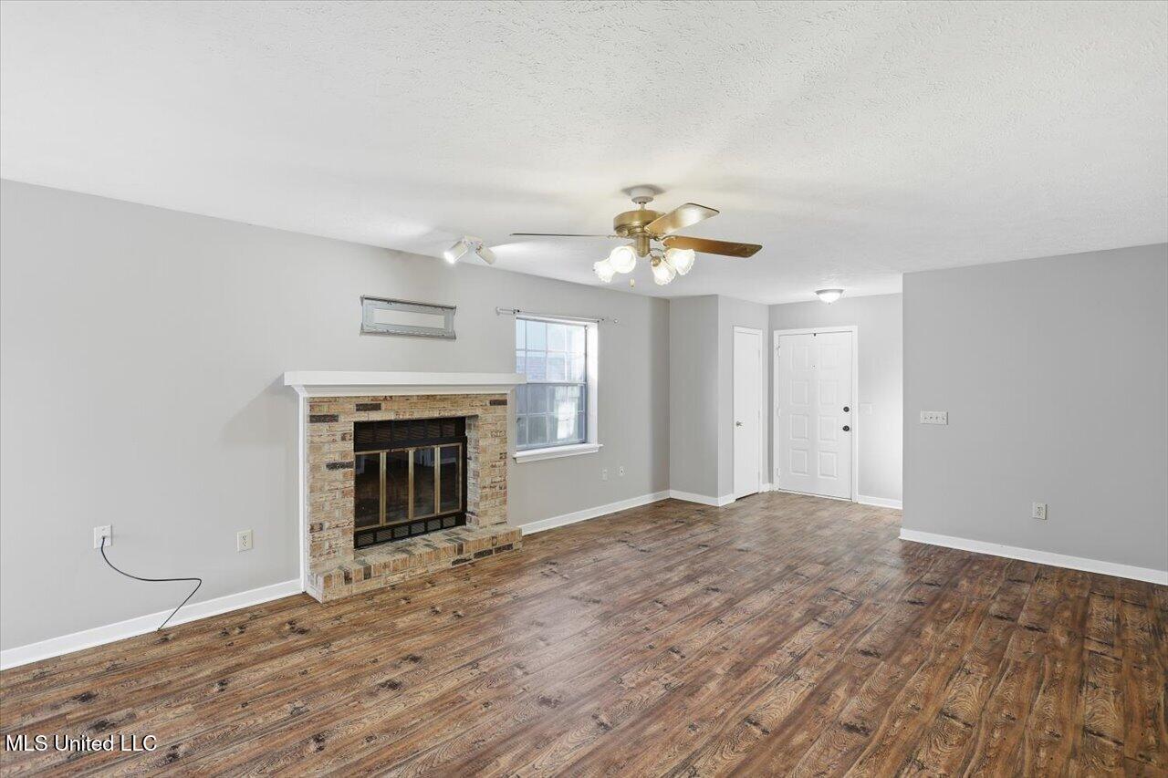 310 Avondale Drive, A, Clinton