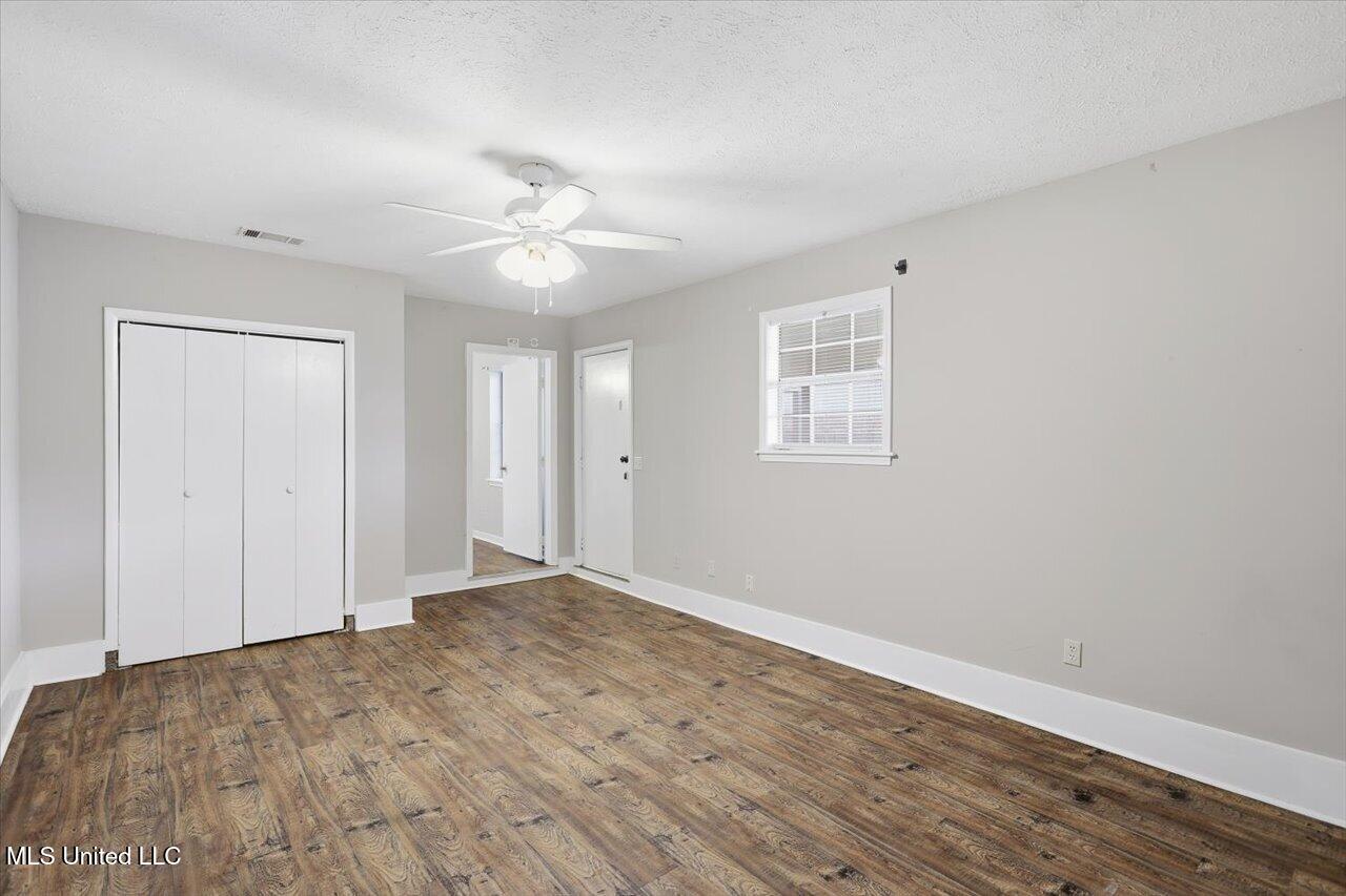 310 Avondale Drive, A, Clinton