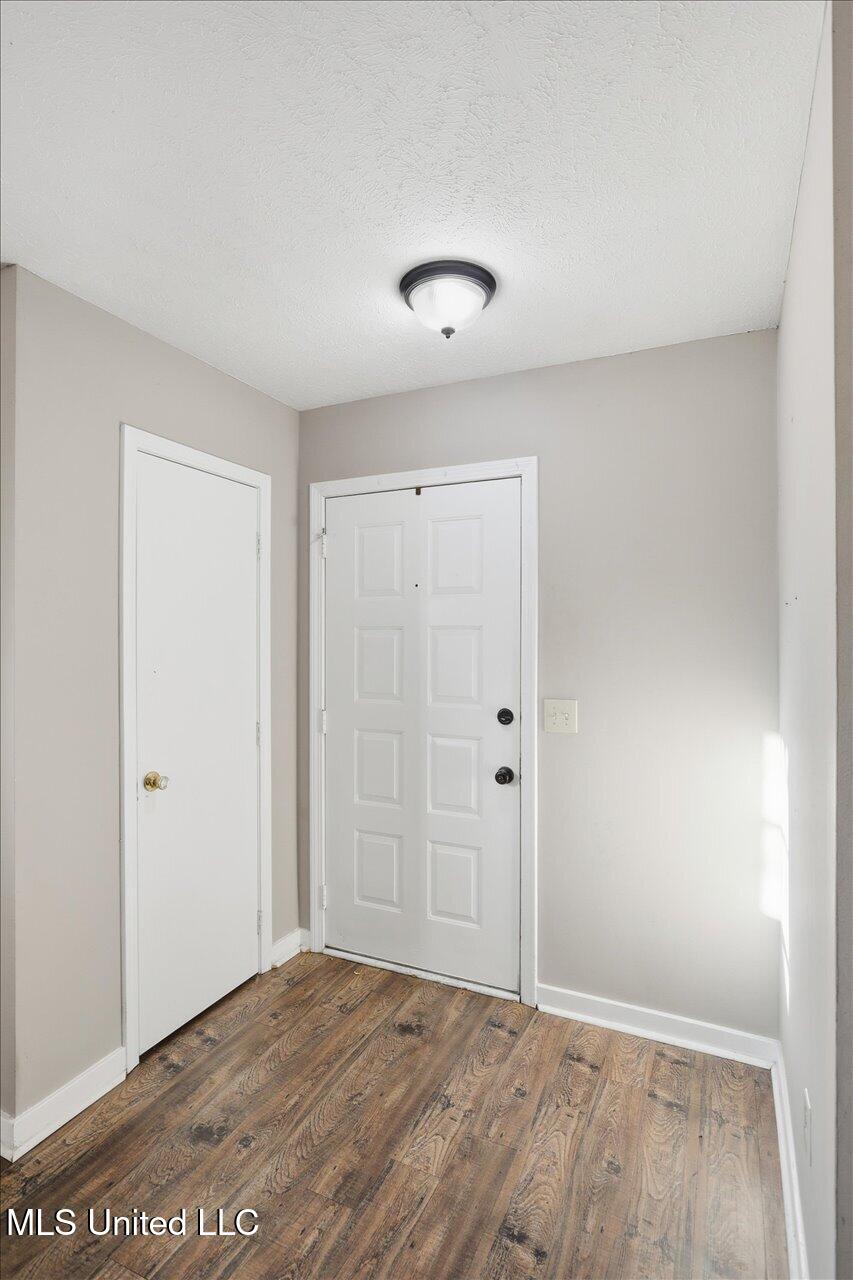 310 Avondale Drive, A, Clinton