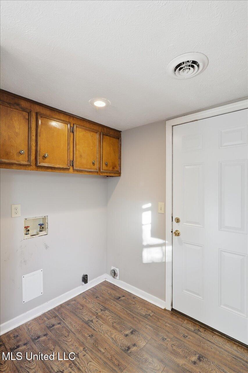 310 Avondale Drive, A, Clinton