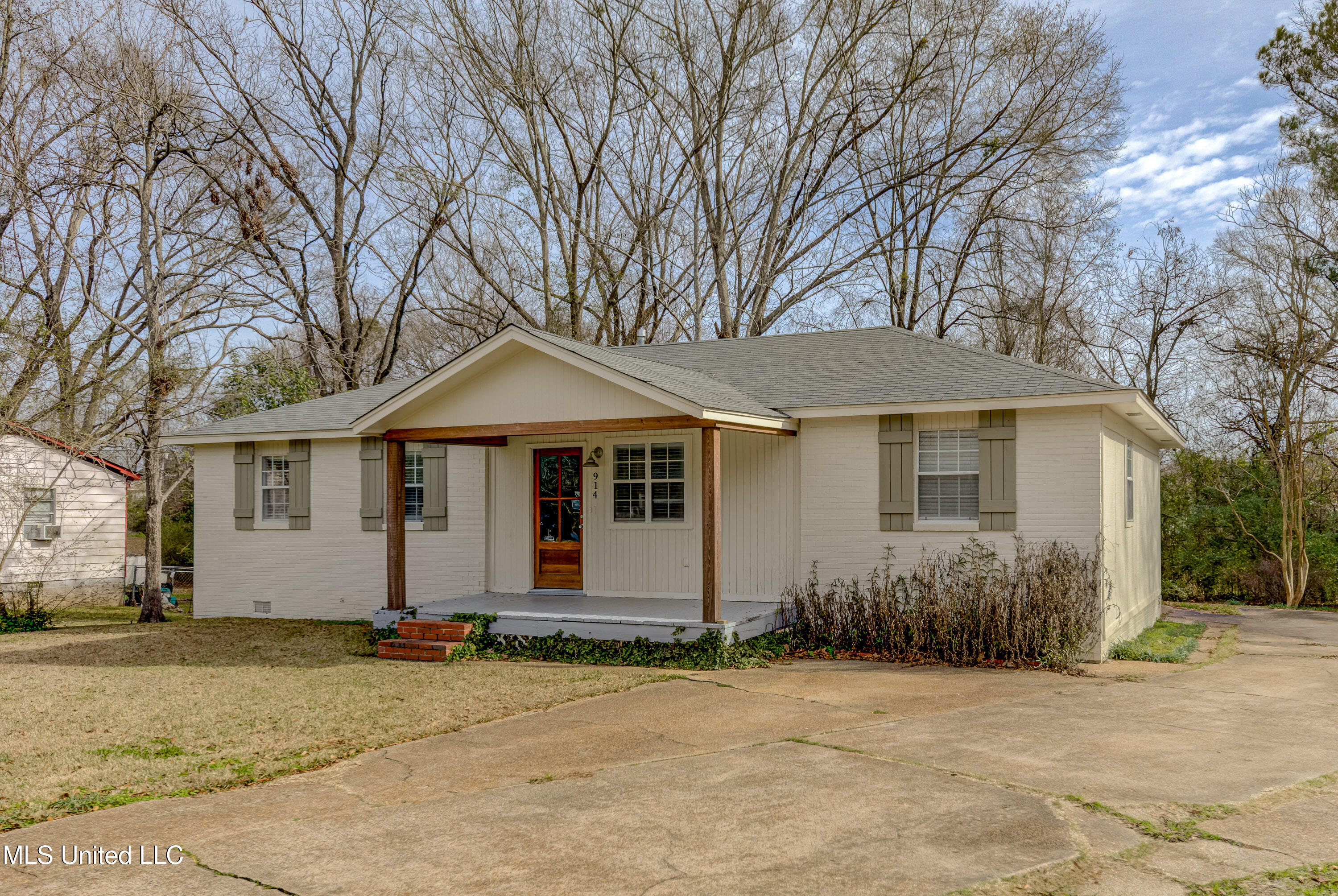 914 Monroe Street, Clinton