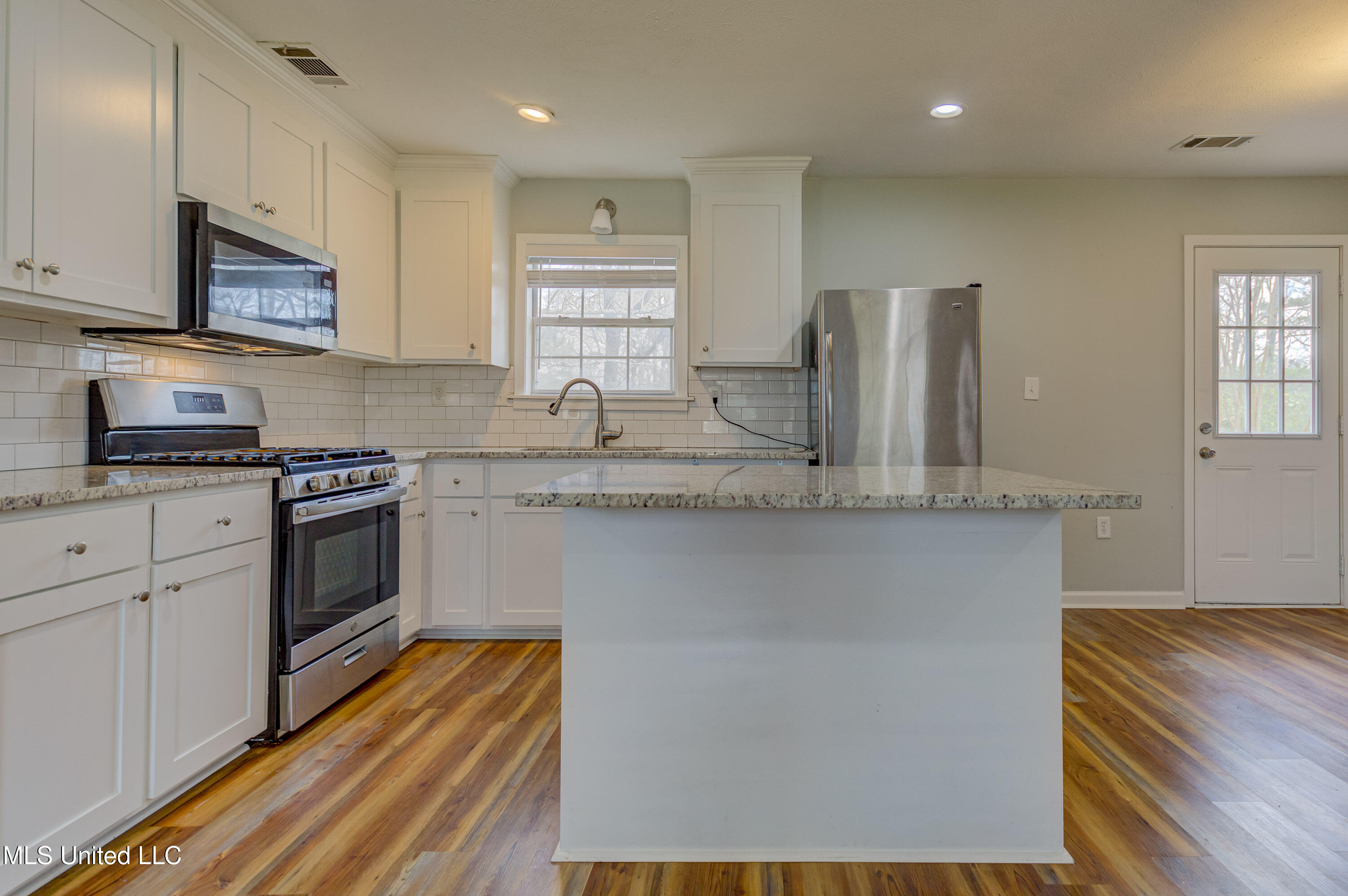 914 Monroe Street, Clinton