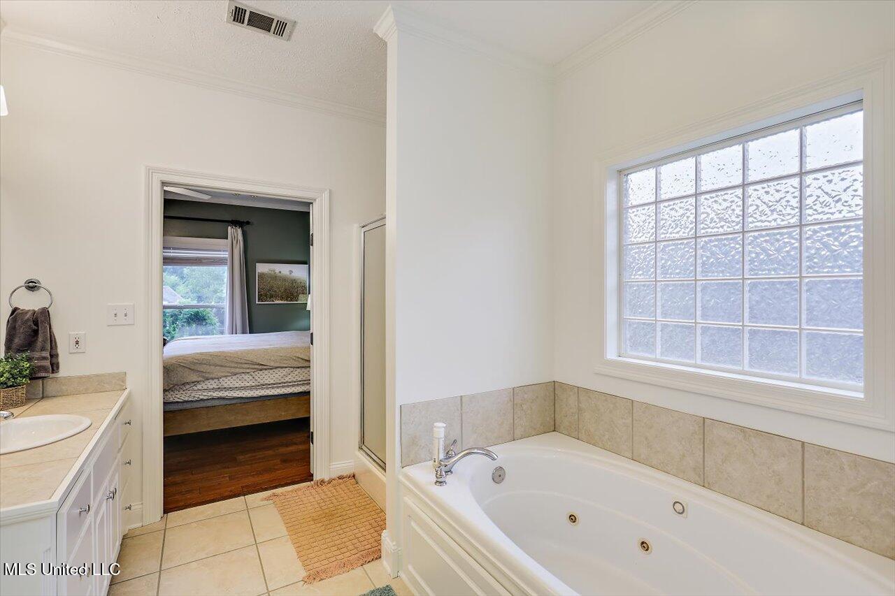 106 Baileys Ridge Circle, Clinton