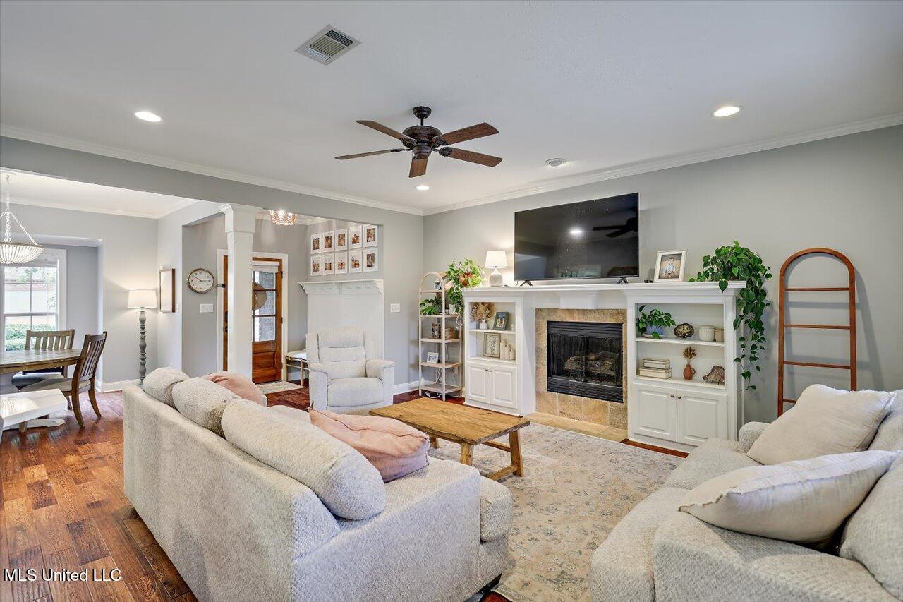 106 Baileys Ridge Circle, Clinton