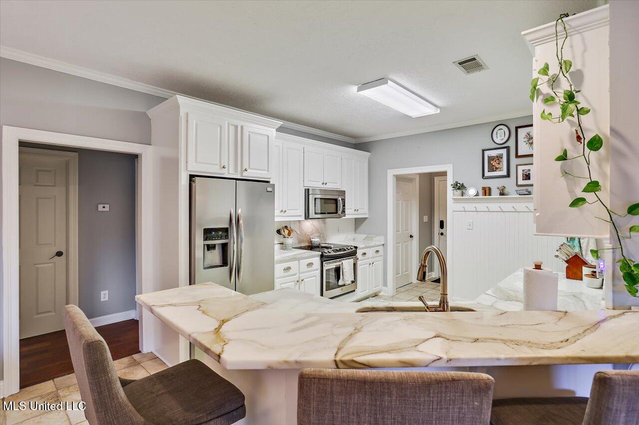 106 Baileys Ridge Circle, Clinton