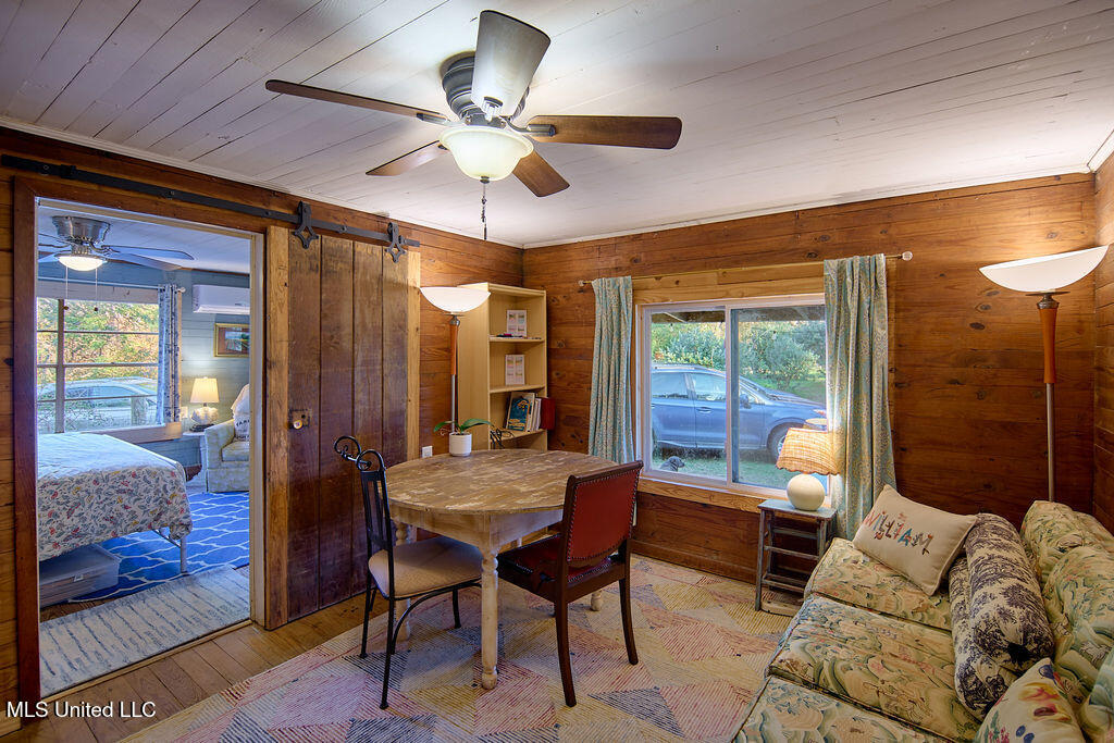 1541 Frank Hall Road