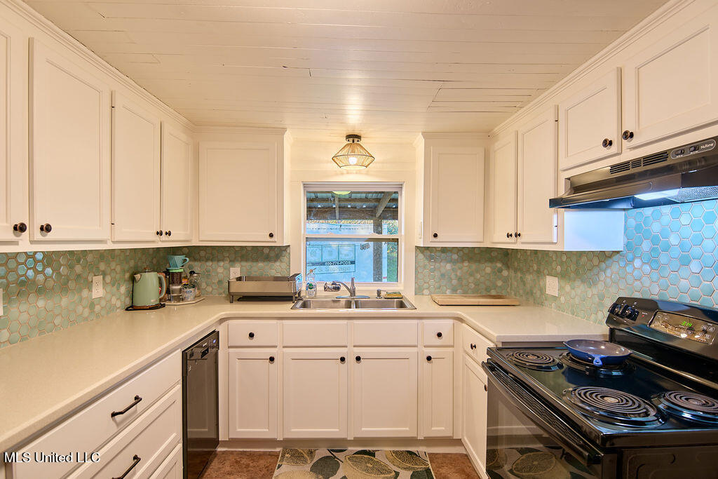 1541 Frank Hall Road