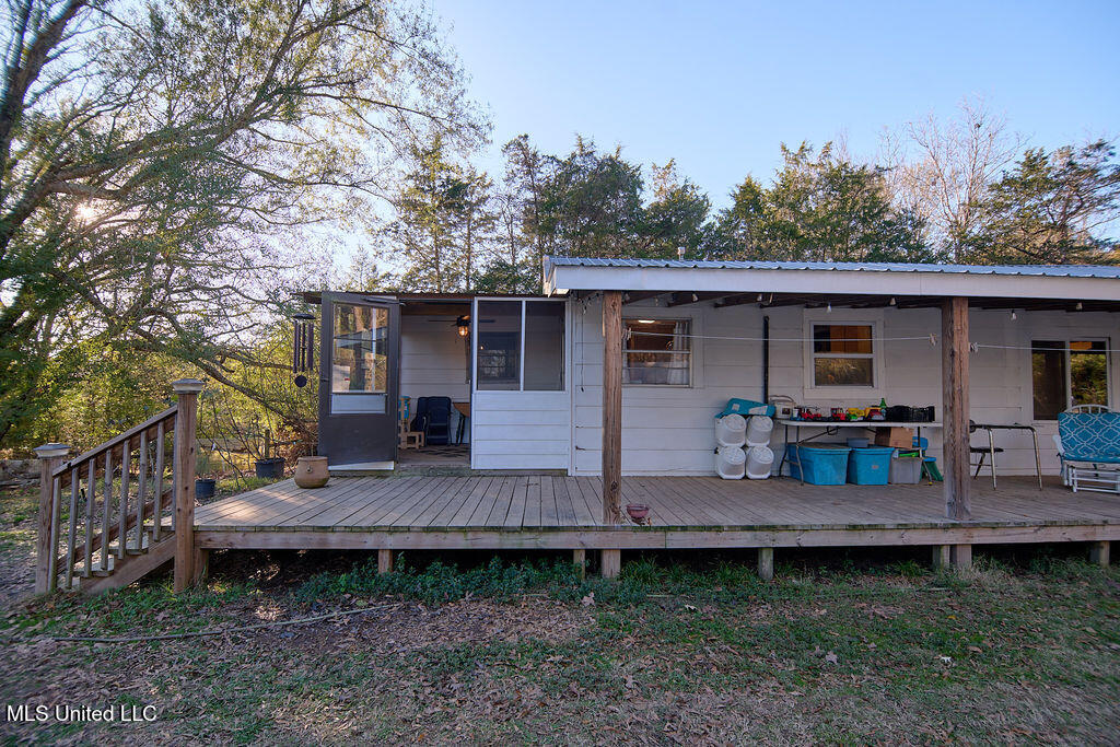 1541 Frank Hall Road