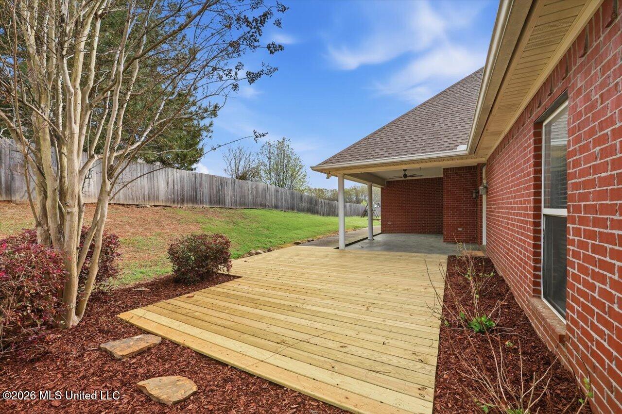 105 Oak Meadow Drive