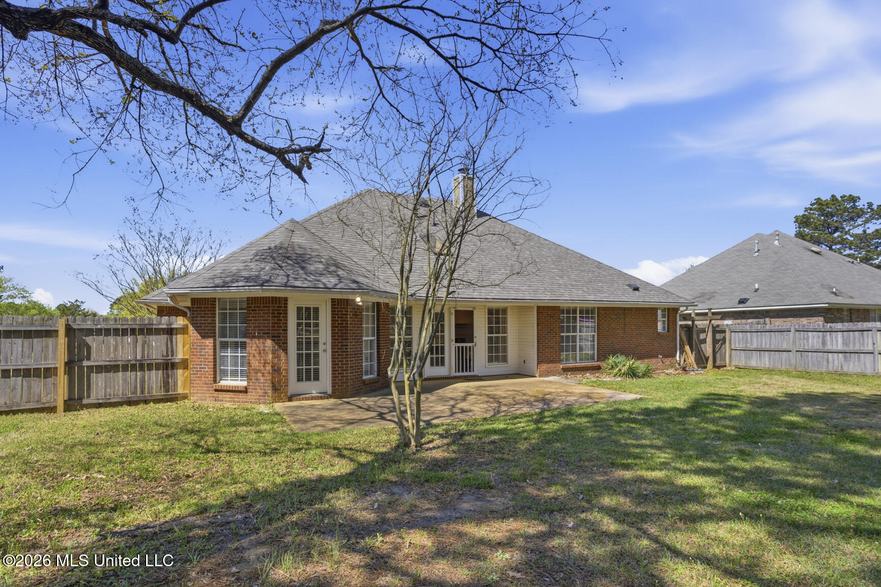 212 N Ridge Drive