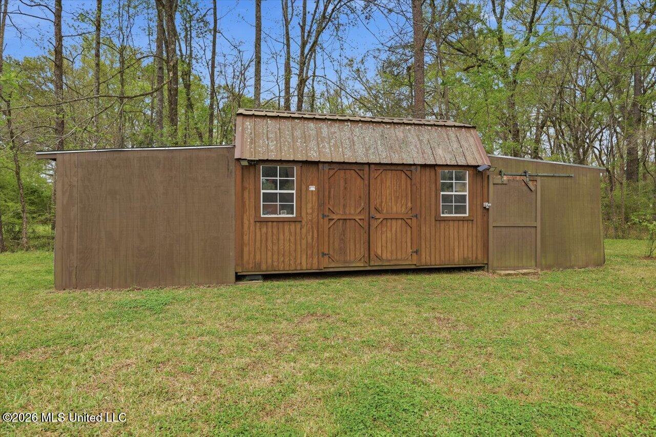 101 Country Meadow Road