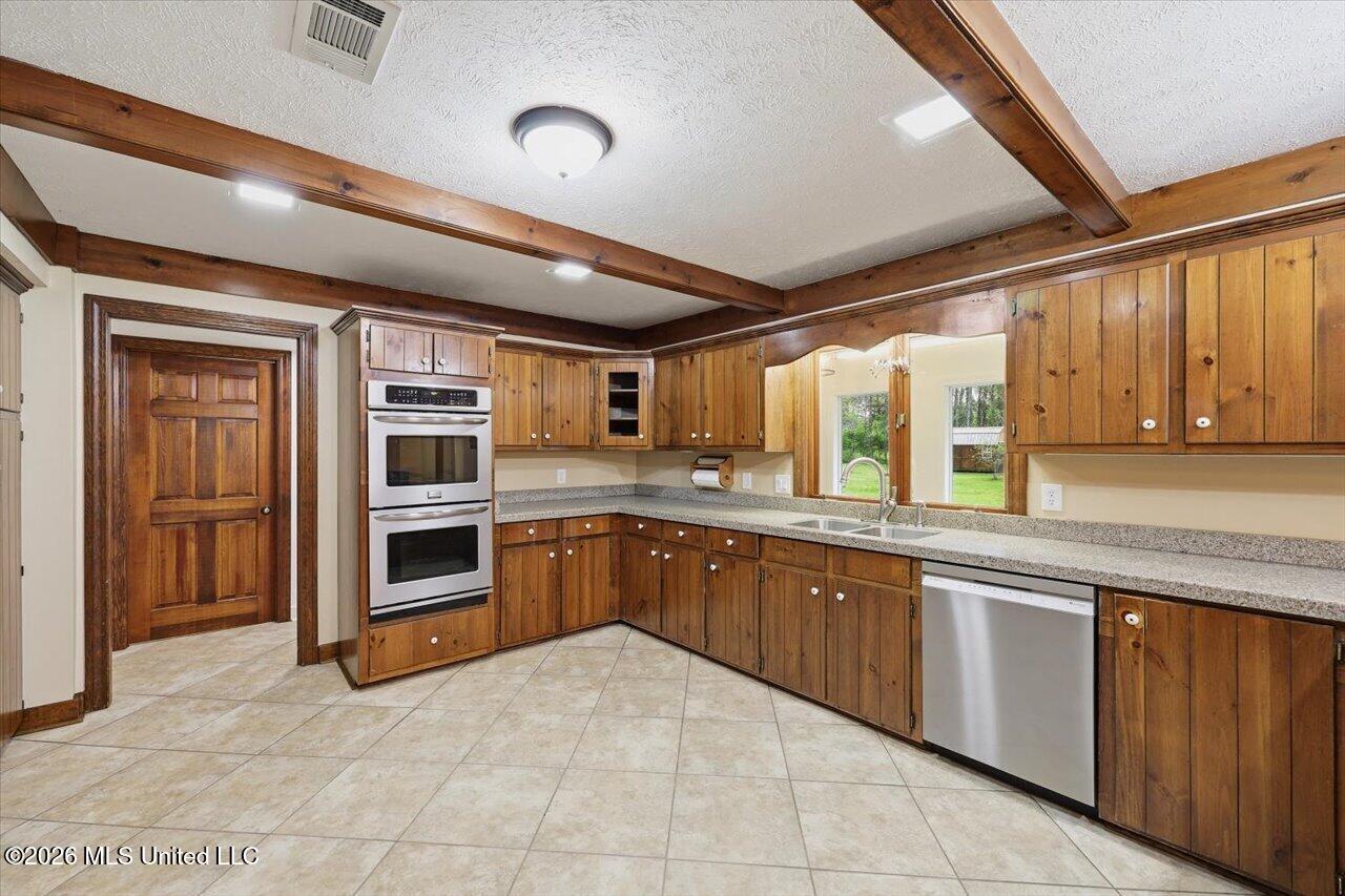 101 Country Meadow Road