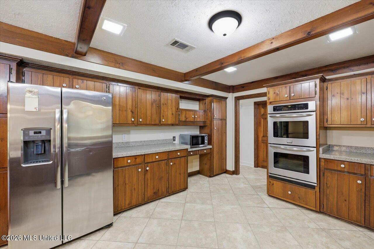 101 Country Meadow Road