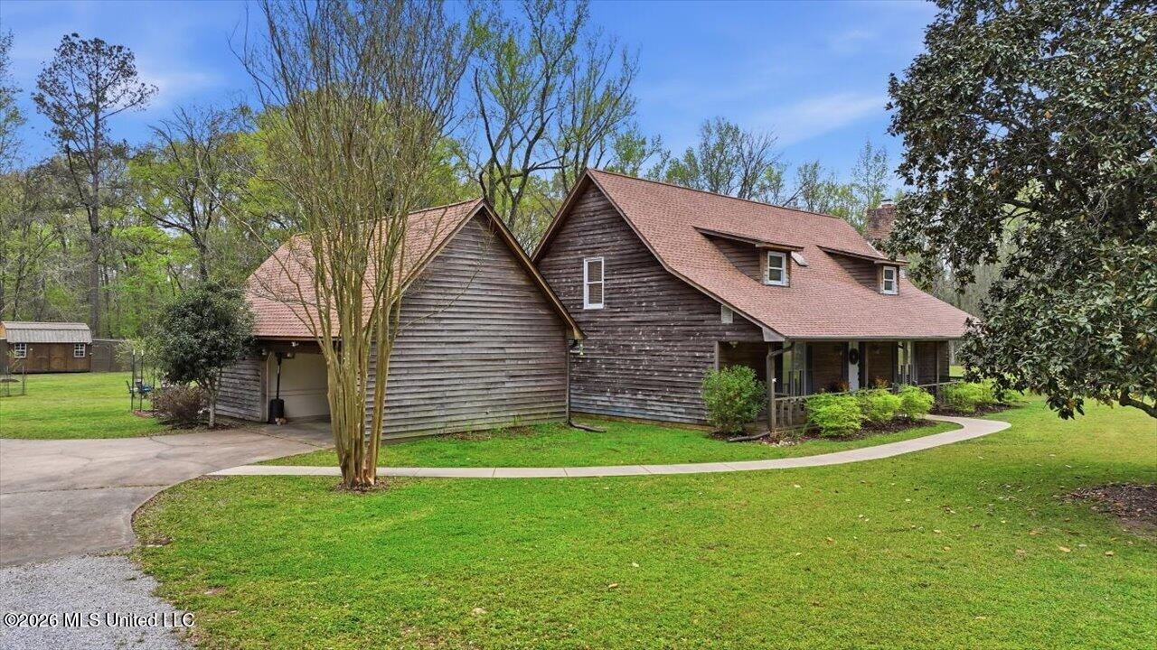 101 Country Meadow Road