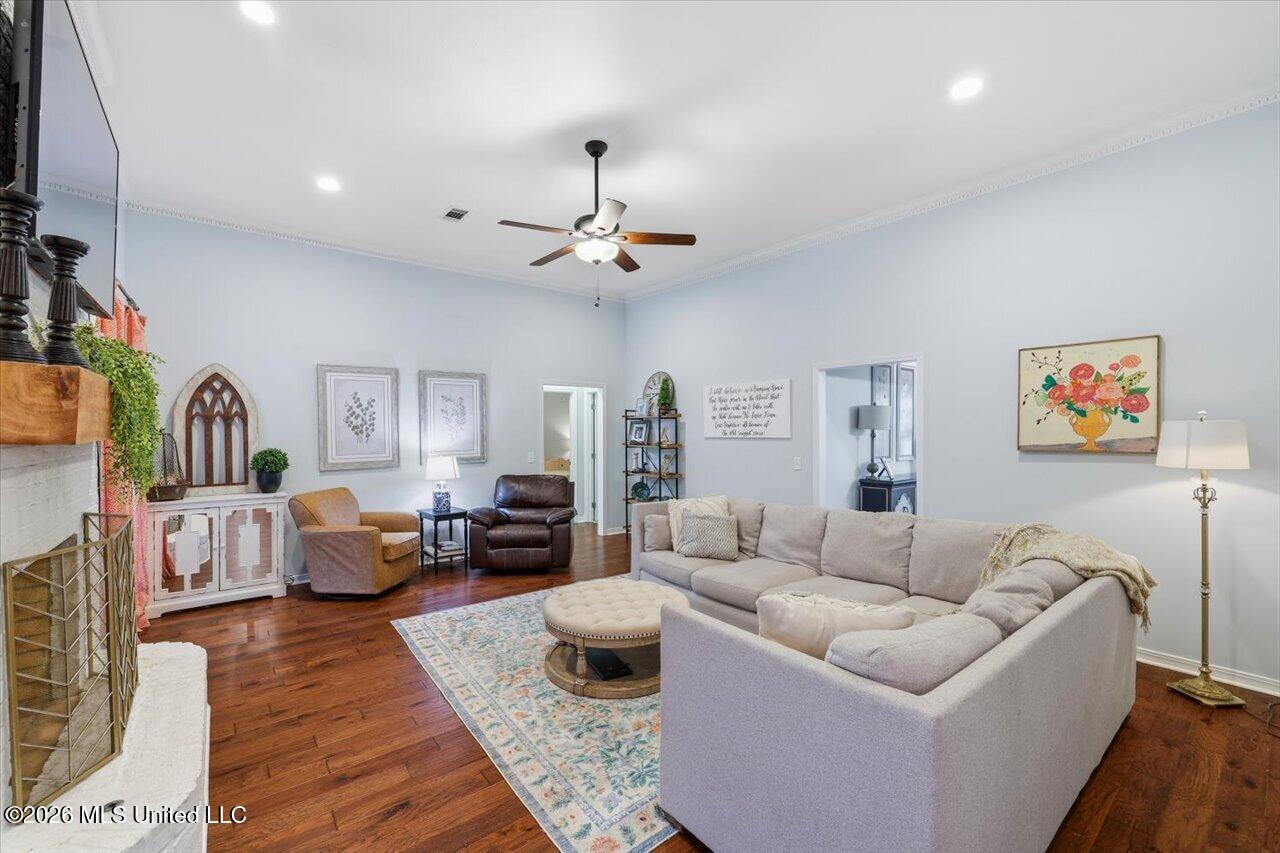 314 Hunters Ridge Drive