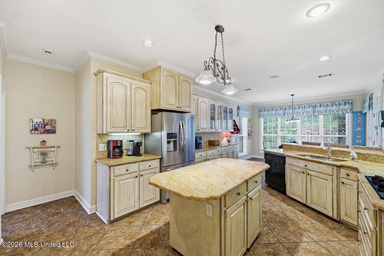 10500 Lebanon Pinegrove Road