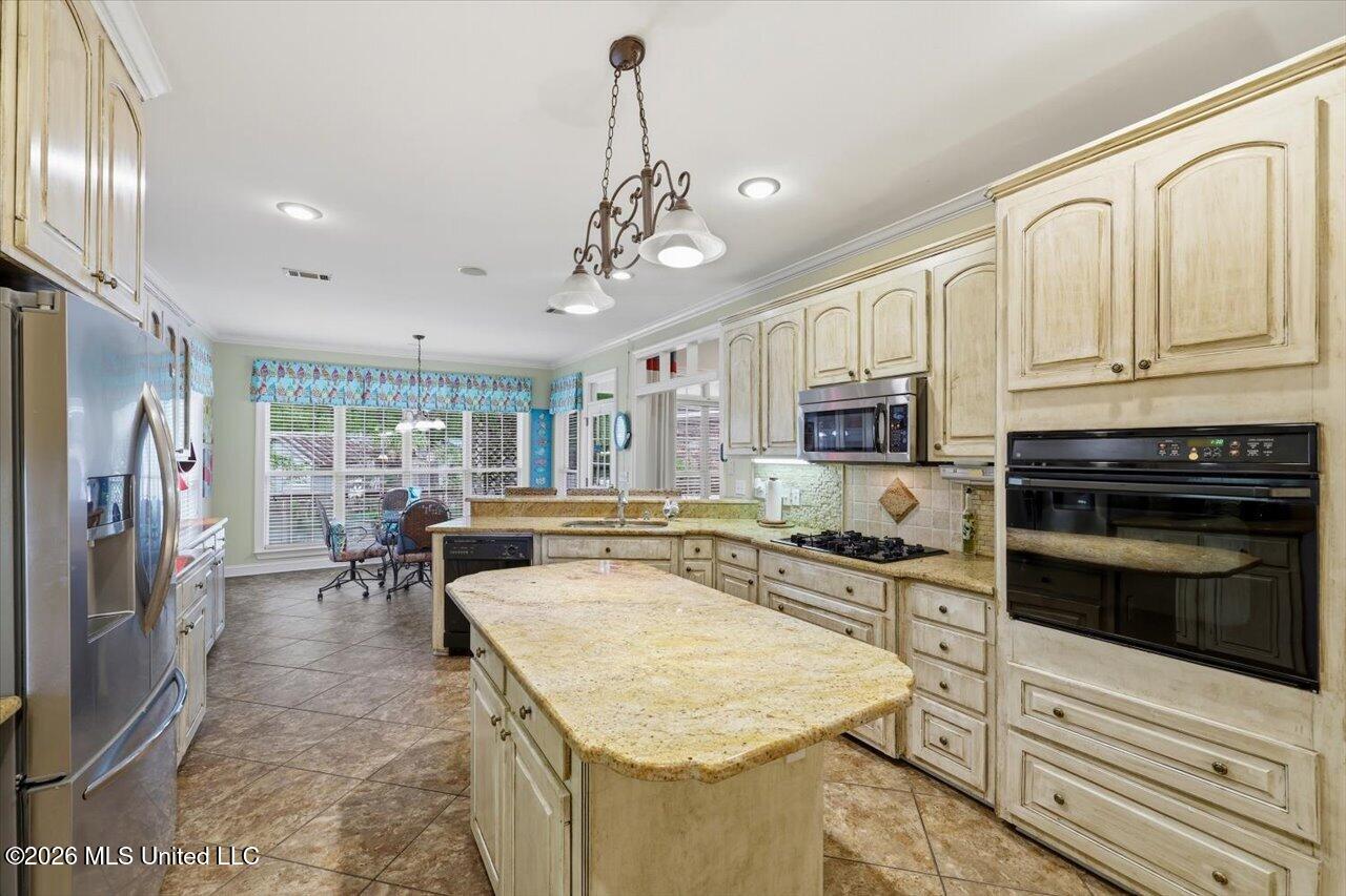 10500 Lebanon Pinegrove Road