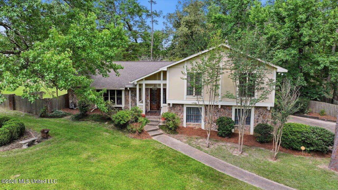309 Longwood Drive