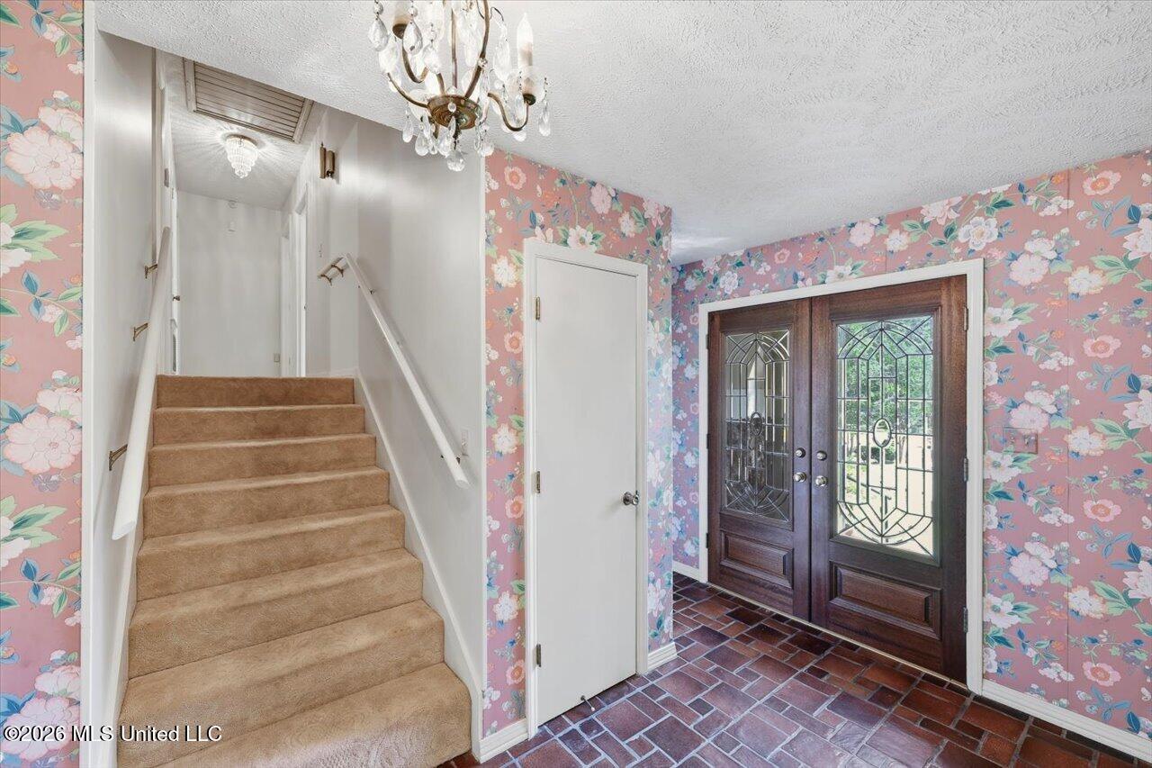 309 Longwood Drive