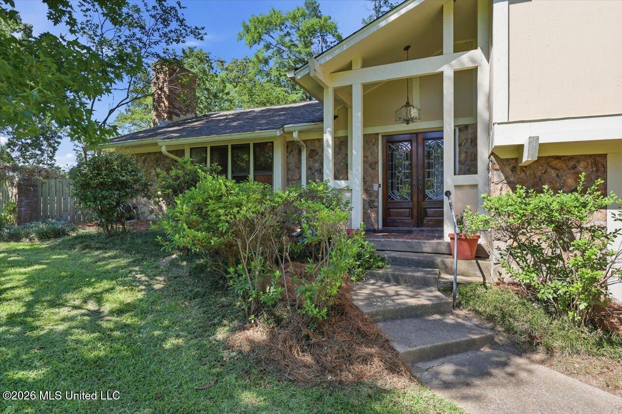 309 Longwood Drive