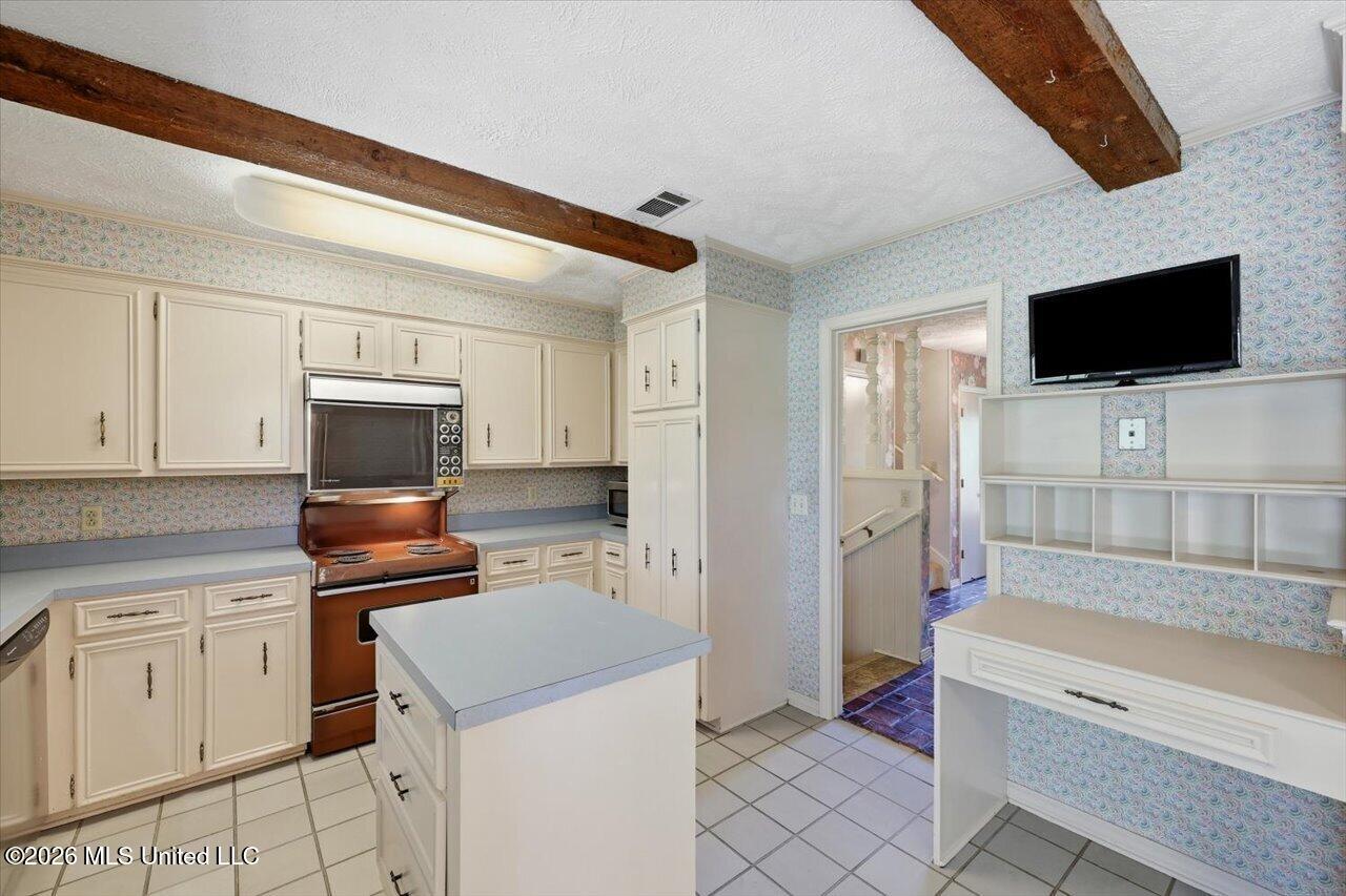 309 Longwood Drive