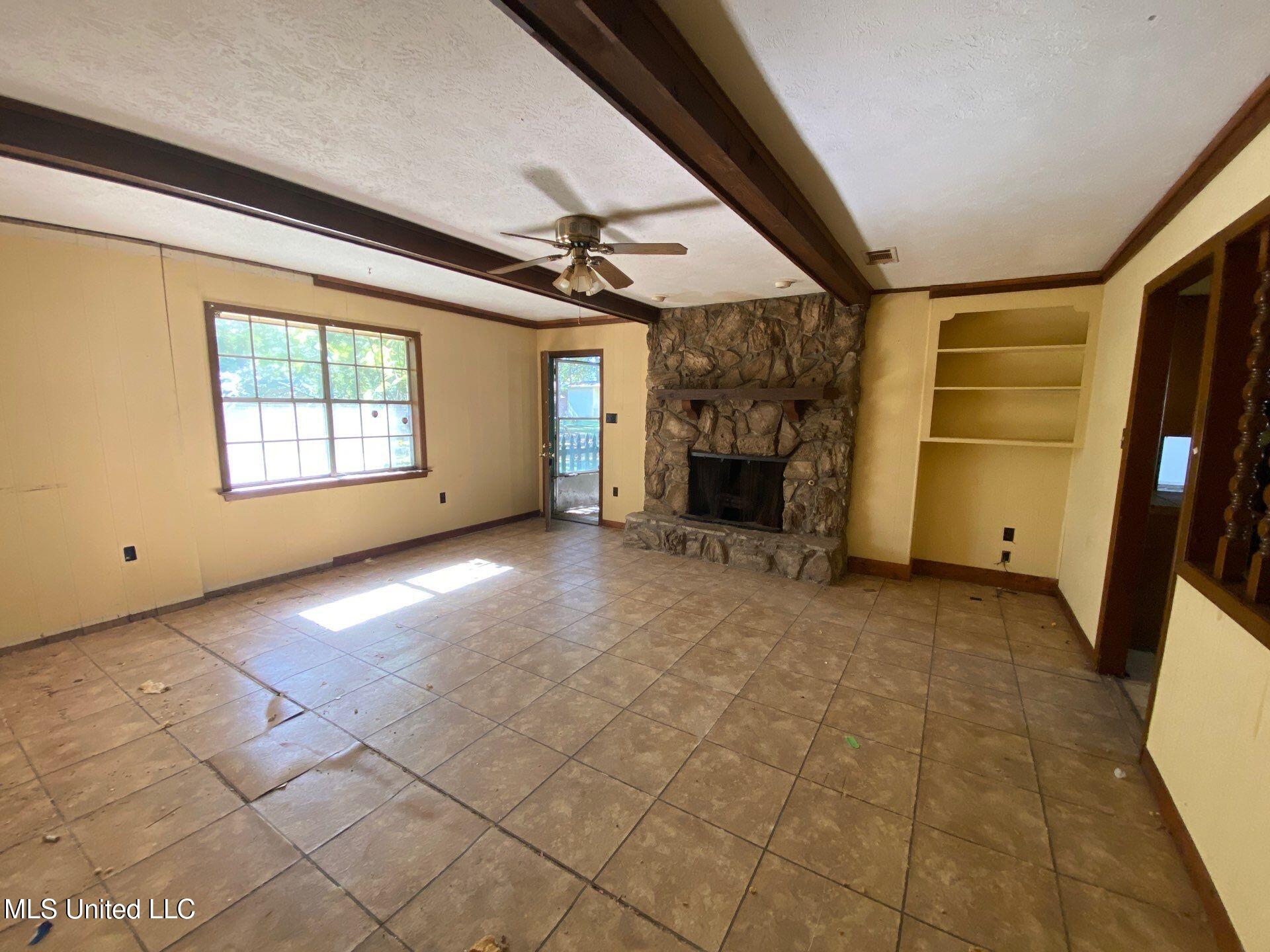 1608 Melrose Place
