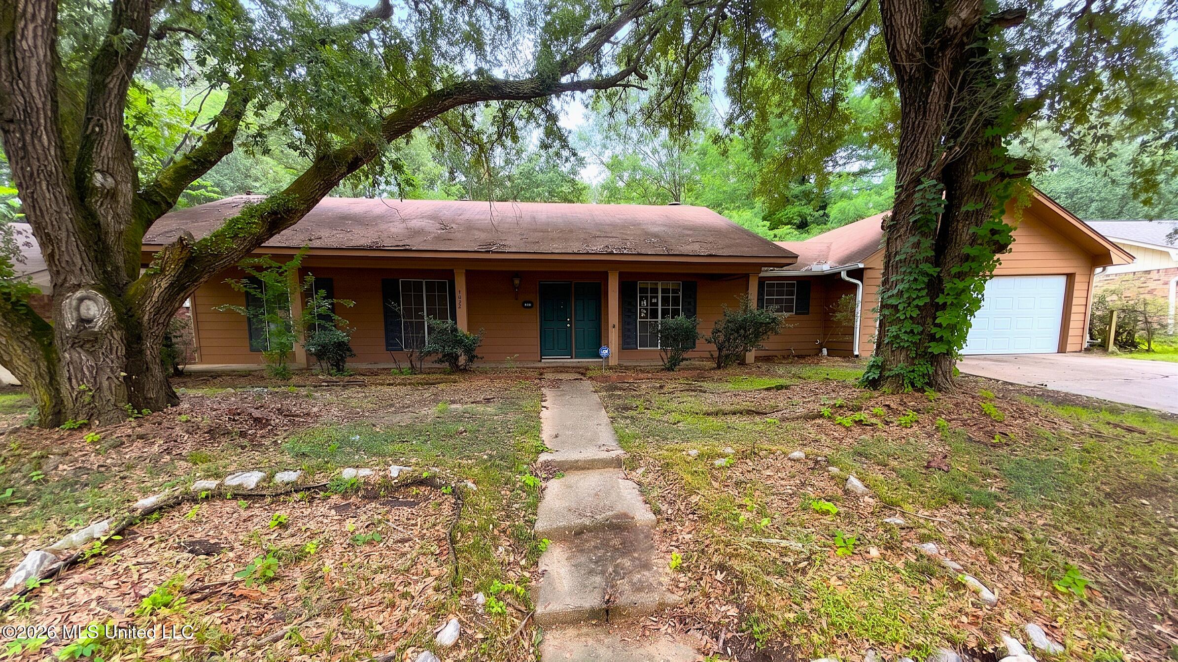 1608 Melrose Place