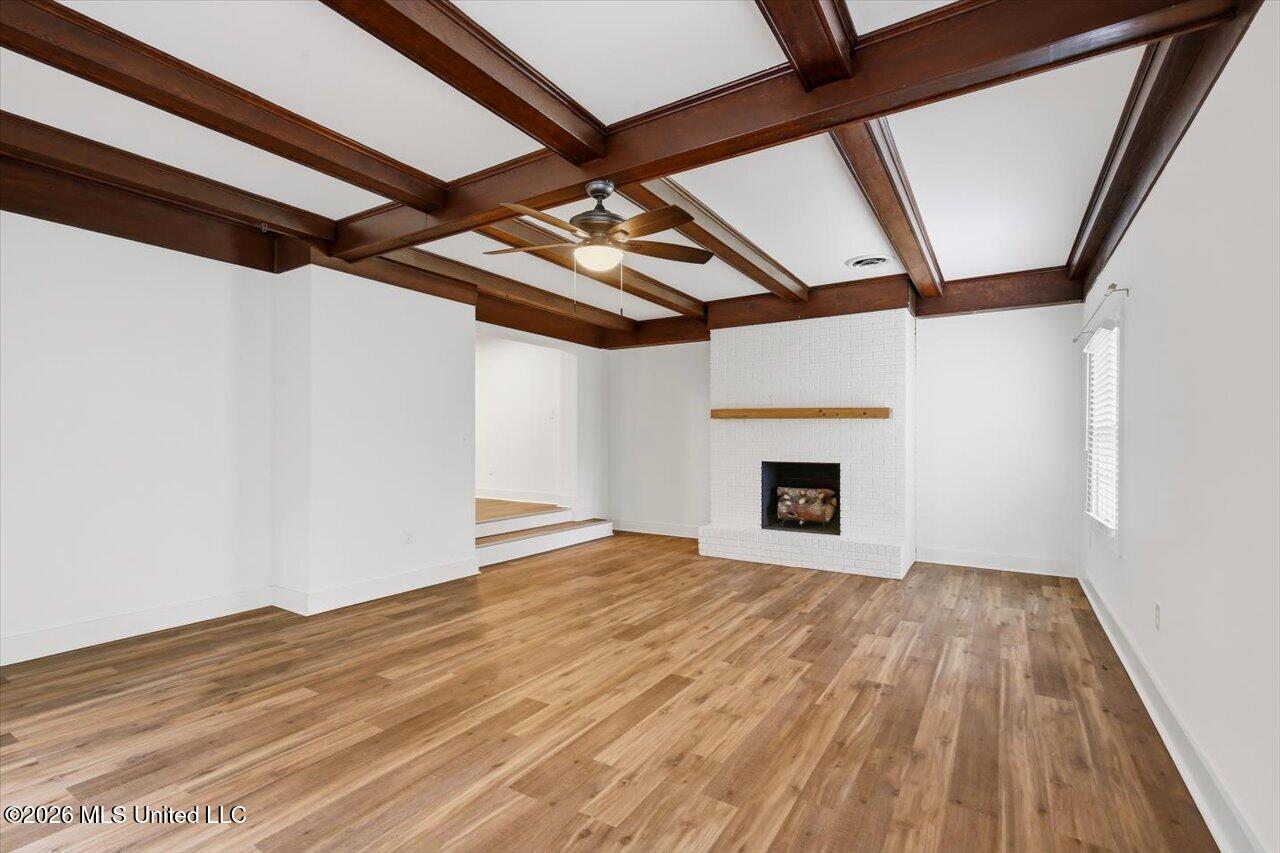 804 Dunton Road