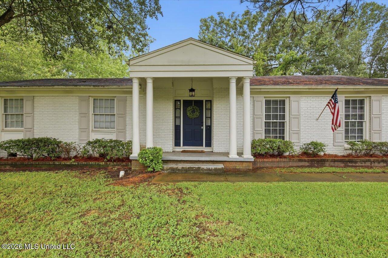804 Dunton Road