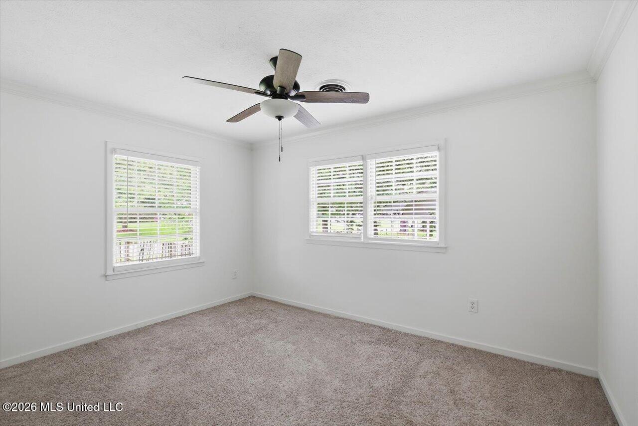804 Dunton Road