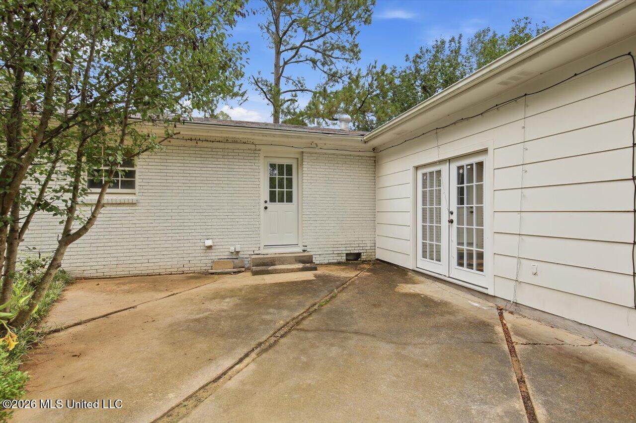 804 Dunton Road