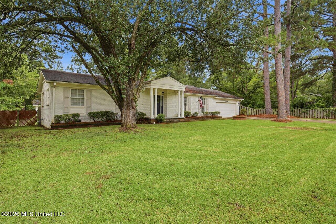804 Dunton Road