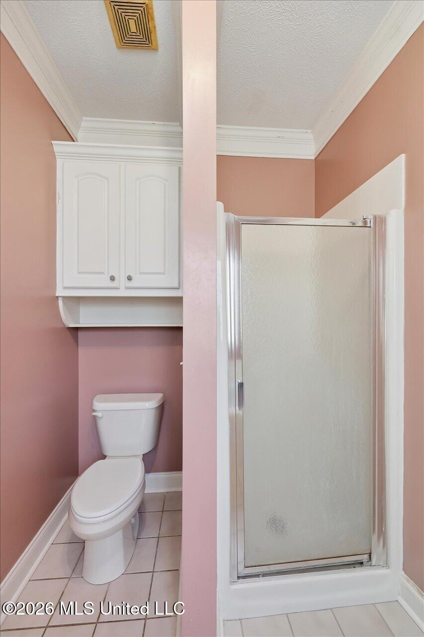 1919 Mcraven Road